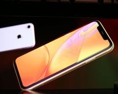 武汉苹果售后维修点_苹果和库克被起诉：投资者称其隐瞒 iPhone 需求下滑