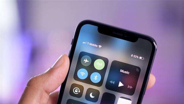 苹果维修预约_苹果秋季发布新款iPhone 将推出蓝/橙新配色