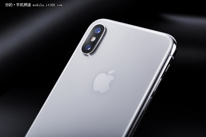 苹果维修点查询_今年或代工6.1英寸LCD版iPhone