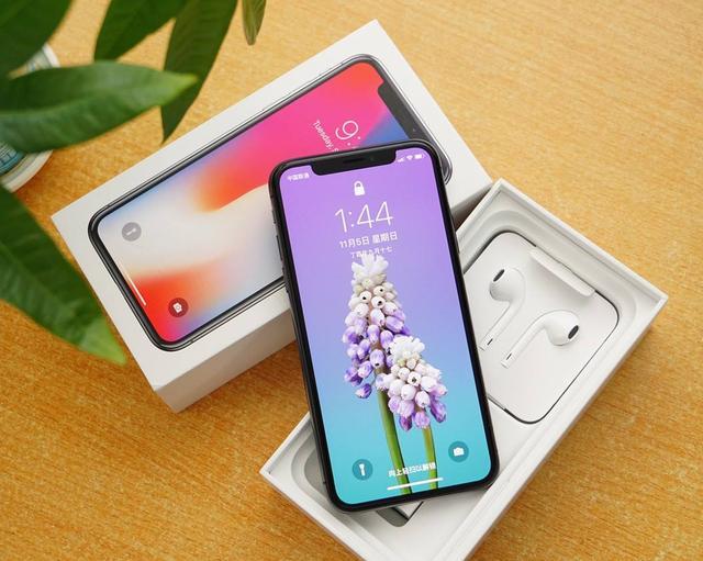 武汉苹果客服_IP68防水的iPhone XS却进水损坏了