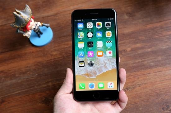 苹果售后维修中心_iPhone8 Plus价格再次刷新